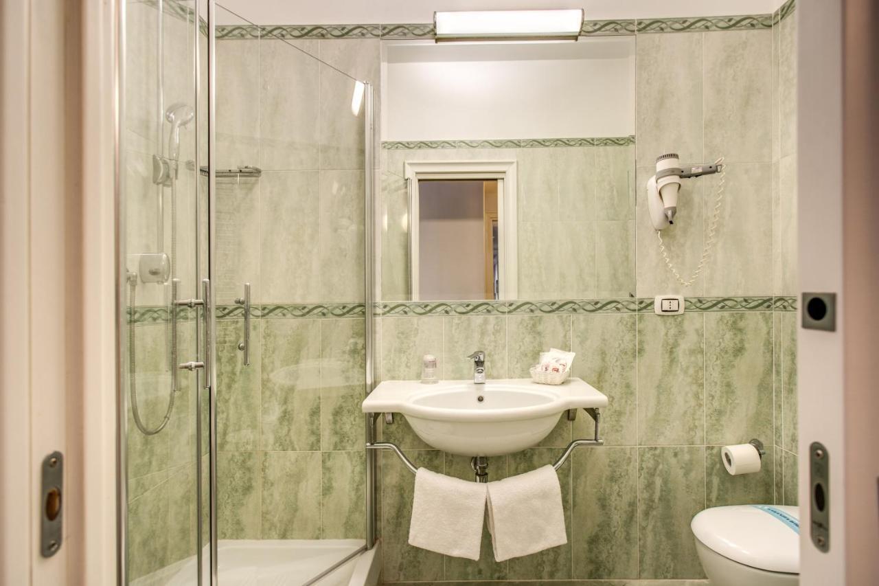 Le Case Di Andrea - Residenza Italia Рим Экстерьер фото